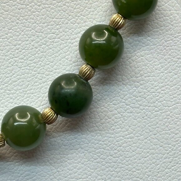 VTG Green Semi-Precious Stone Round Bead Necklace - Picture 8 of 15